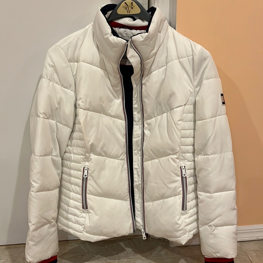Tommy Hilfiger white puff jacket